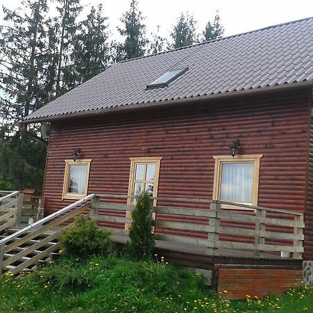 Vivien Vendeghaz Villa Borzont Kültér fotó