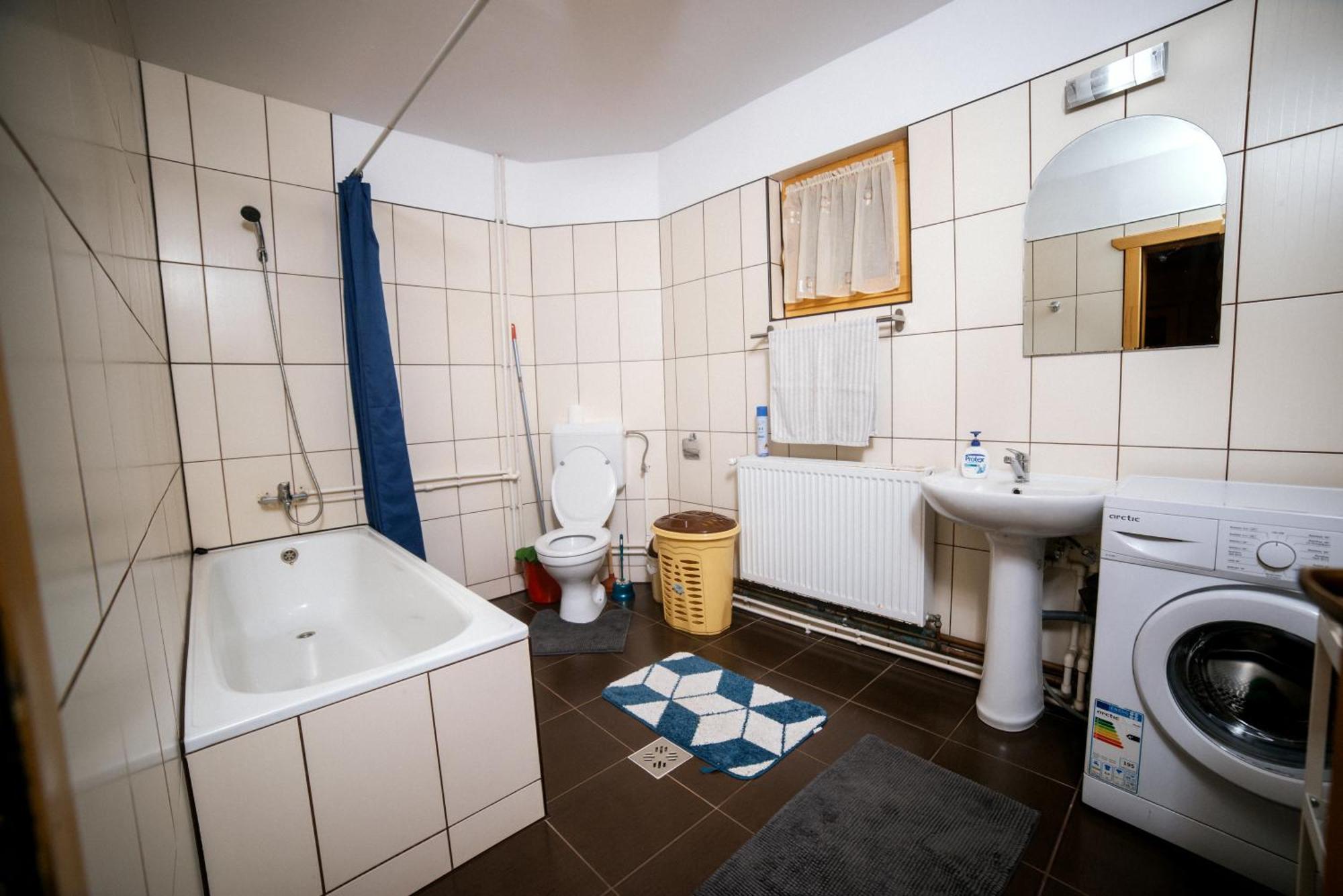 Vivien Vendeghaz Villa Borzont Kültér fotó