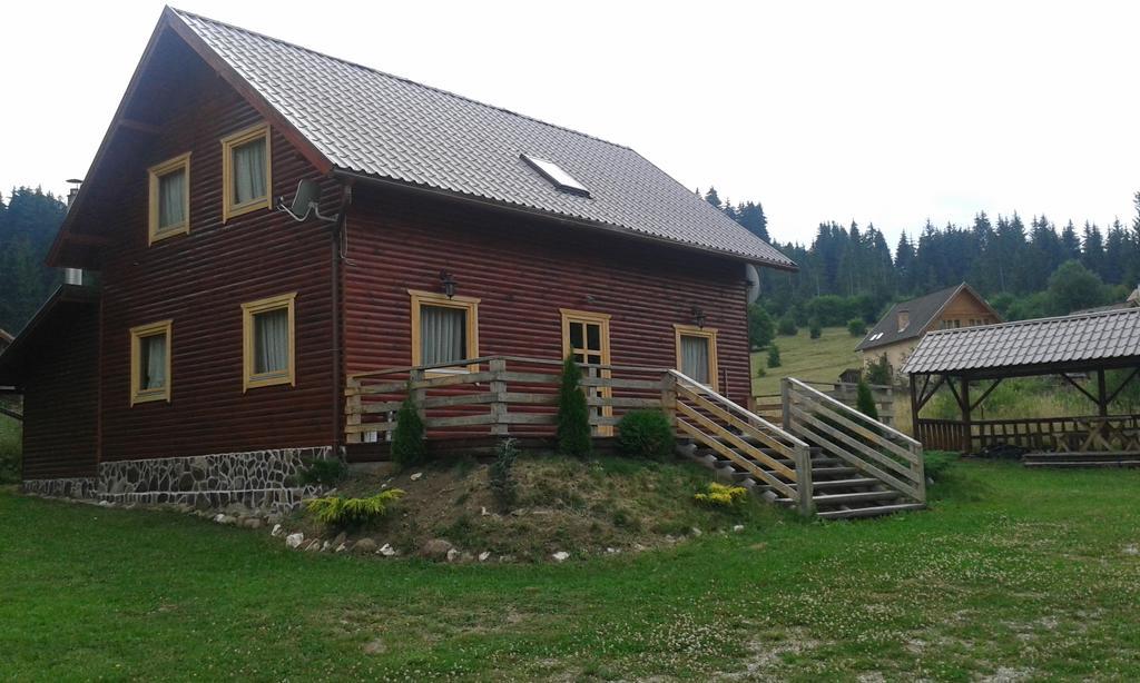 Vivien Vendeghaz Villa Borzont Kültér fotó