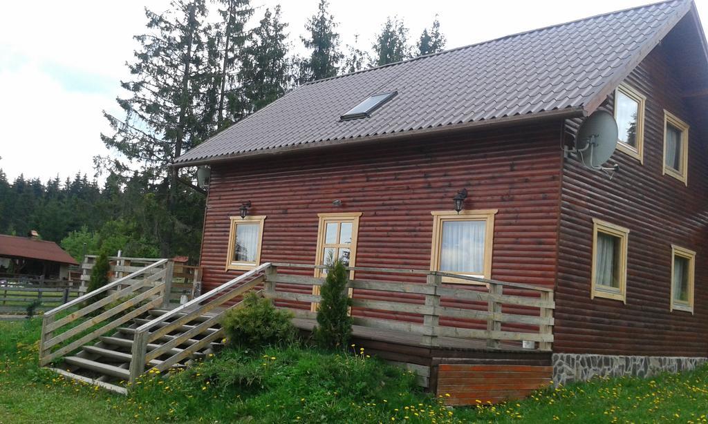 Vivien Vendeghaz Villa Borzont Kültér fotó
